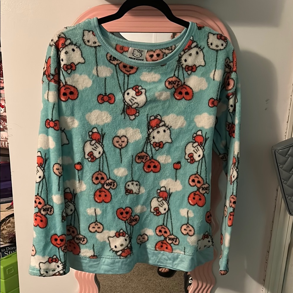 Hello Kitty Fleece with Pink Hearts Pajama Set